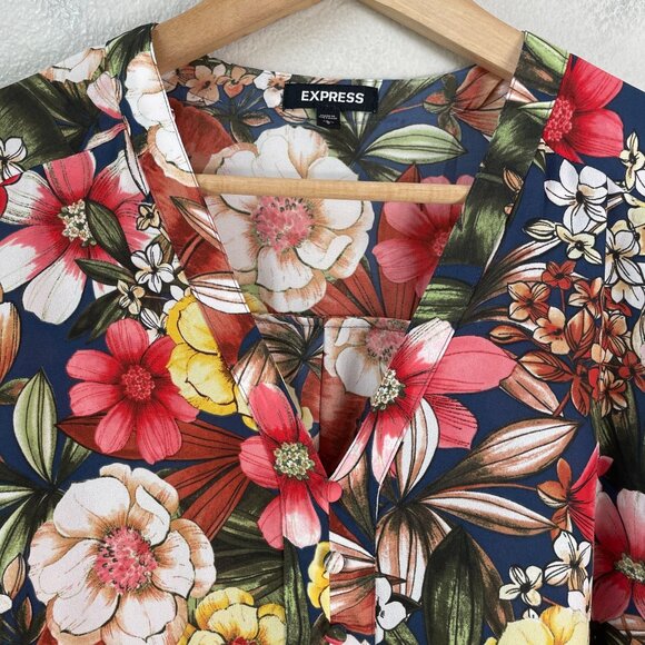 Express Womens Large Floral V Neck Blouse Roll Tab Sleeve Collarless Shirt - Picture 2 of 8